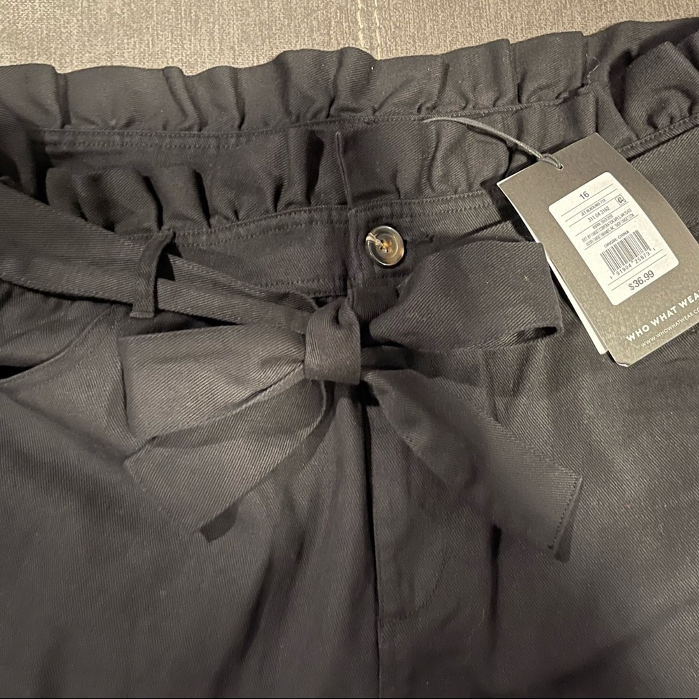 WhoWhatWear New Black Ruffled High-rise Dress Pants size 16